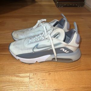 Nike womens sneakers